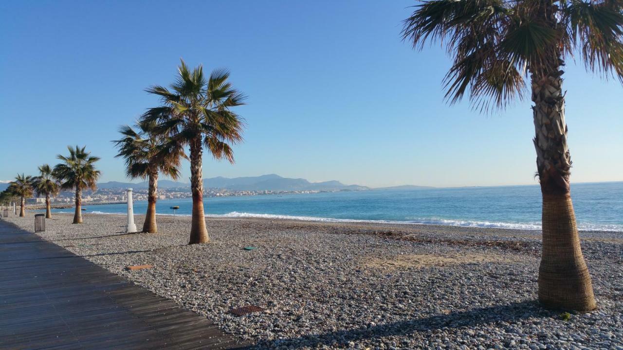 Residence Cap Azur Maison N° 106 Villeneuve-Loubet Ngoại thất bức ảnh